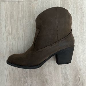 Cowboy booties